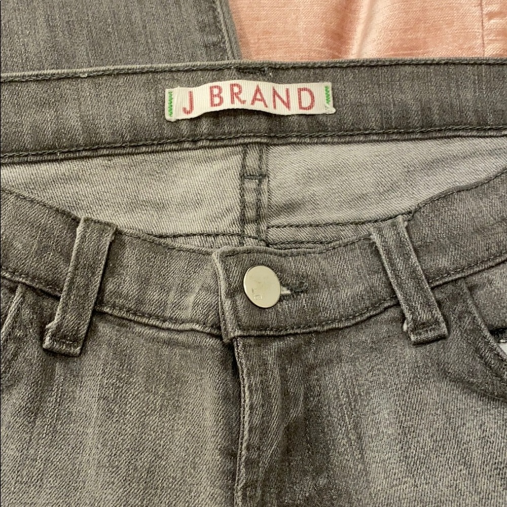 Jbrand size 30 style 912 pencil leg